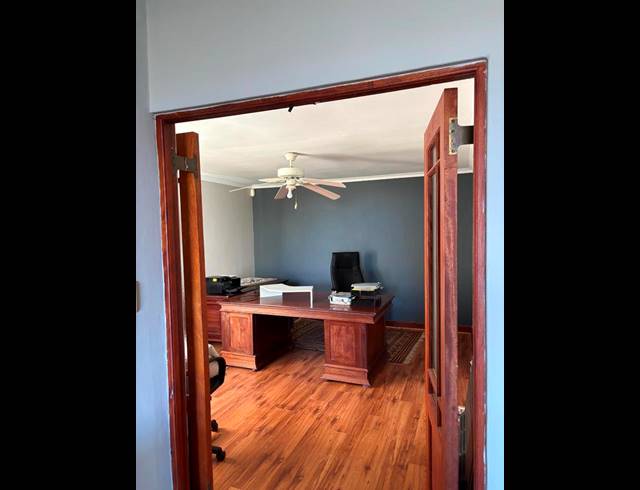 3 BEDROOM PROPERTY TO RENT IN MOUNTAIN SIDE